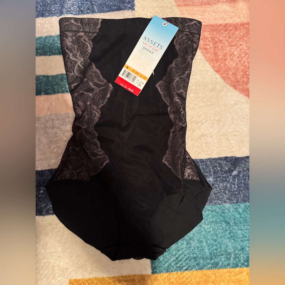 SPANX Black Shapewear size small